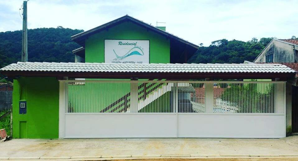 Montanhas Bem Te VI Hotell Caraguatatuba Exteriör bild